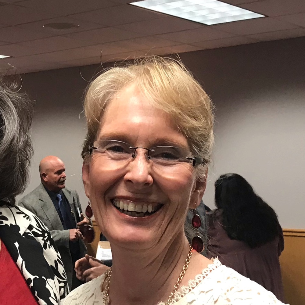 Meet your Posher, Linda